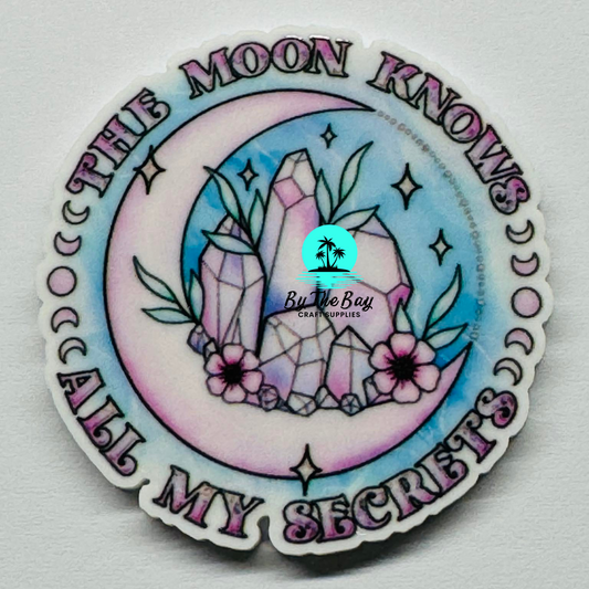 This moon knows