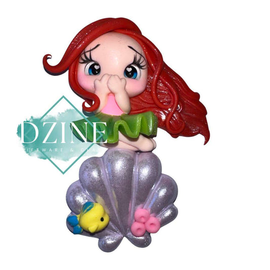 Red hair mermaid large shell