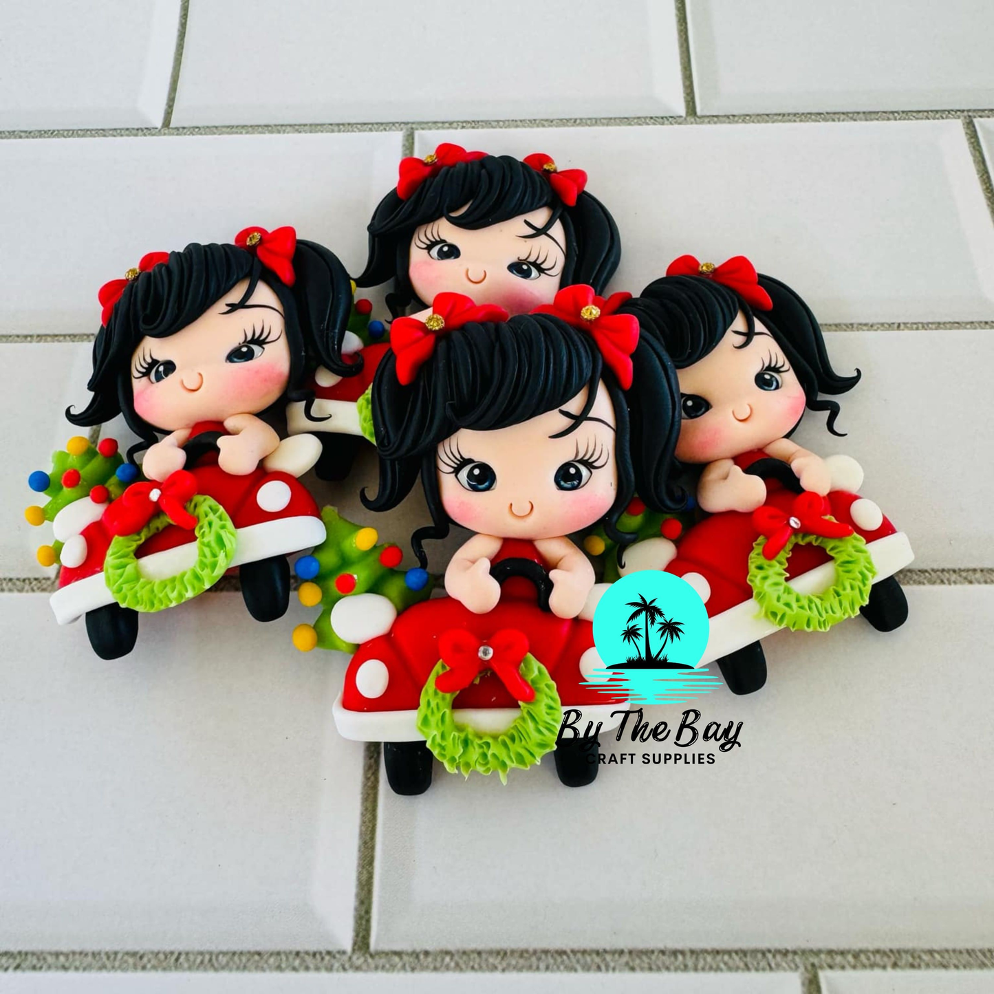 Black hair girl - Christmas Car