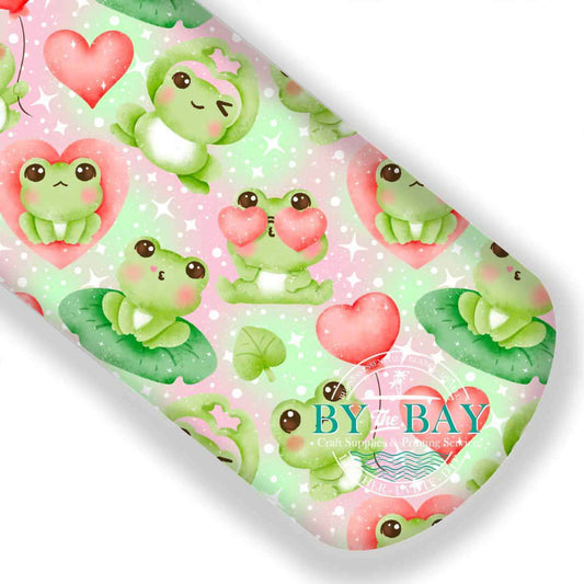 Frog hearts light green