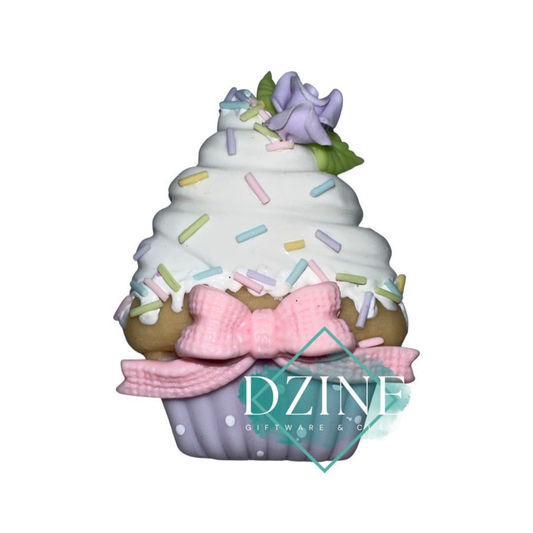 Iced cupcake with purple bottom (6cm)