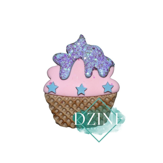 Pink sunday blue icing blue stars (5.5cm)