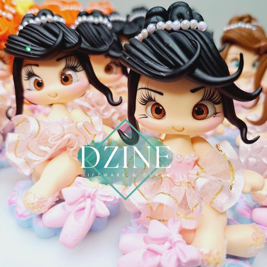 Ballerina with black hair cake topper (9cm)