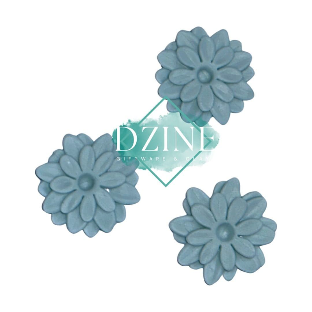 Light Blue 2 layered flowers style 2 - lge 3 pk (3cm)